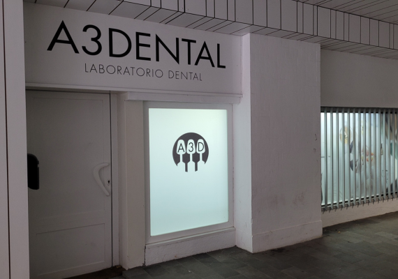 FOTO LABORATORIO A3 DENTAL
